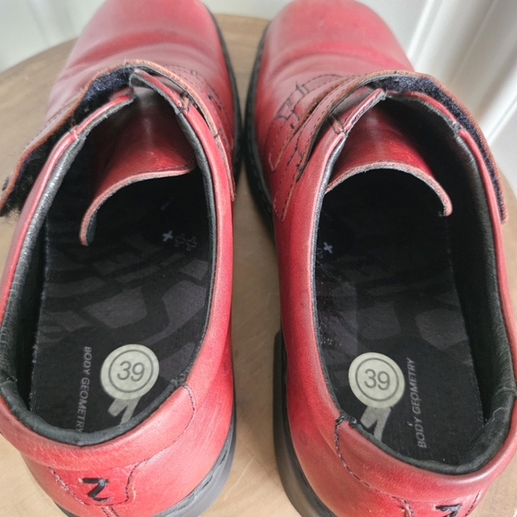 5/$25 Josef Seibel W39 leather loafers burgundy velcro straps - Picture 6 of 8